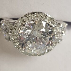 Disney 100 Facet Crystal Ring Bradford Exchange Size 8.5  100th Celebration